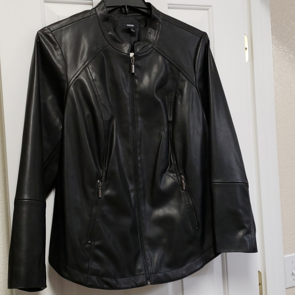 Women's Jacket